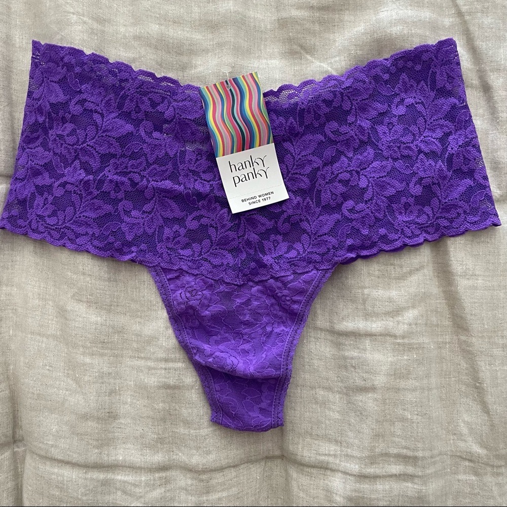 NWT Hanky Panky Signature Lace Retro Thong